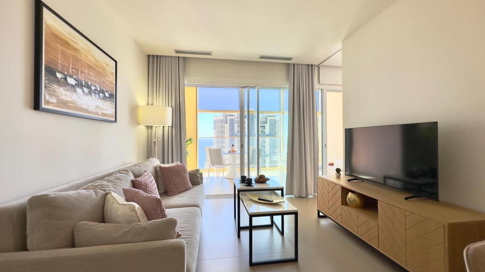 Intempo Residence By Leo Apartments Benidorm Eksteriør bilde
